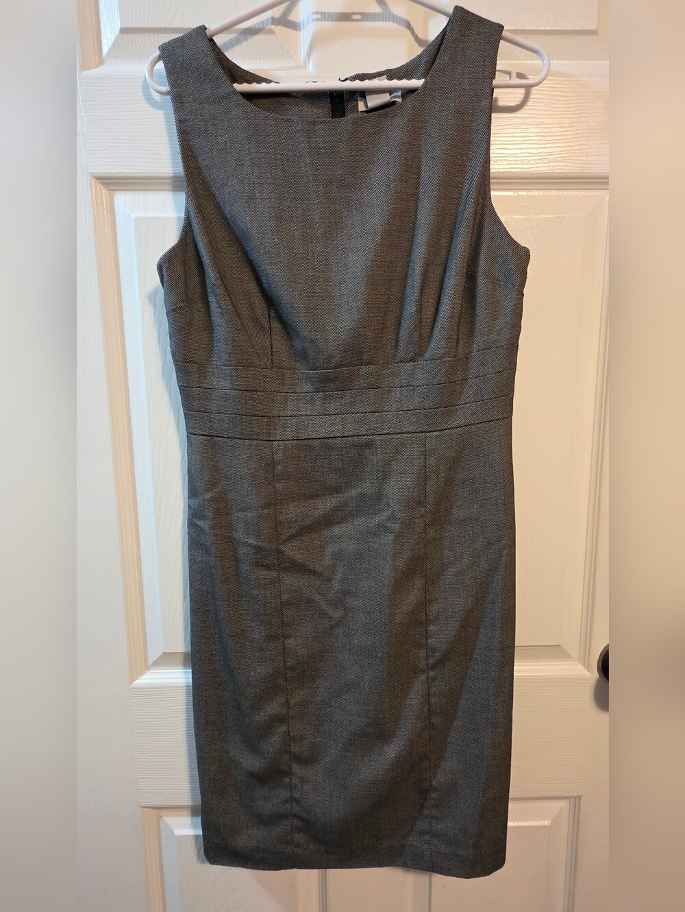 4/$67 Deal! ALFRED SUNG Sleeveless Gray Midi Sheath Dress